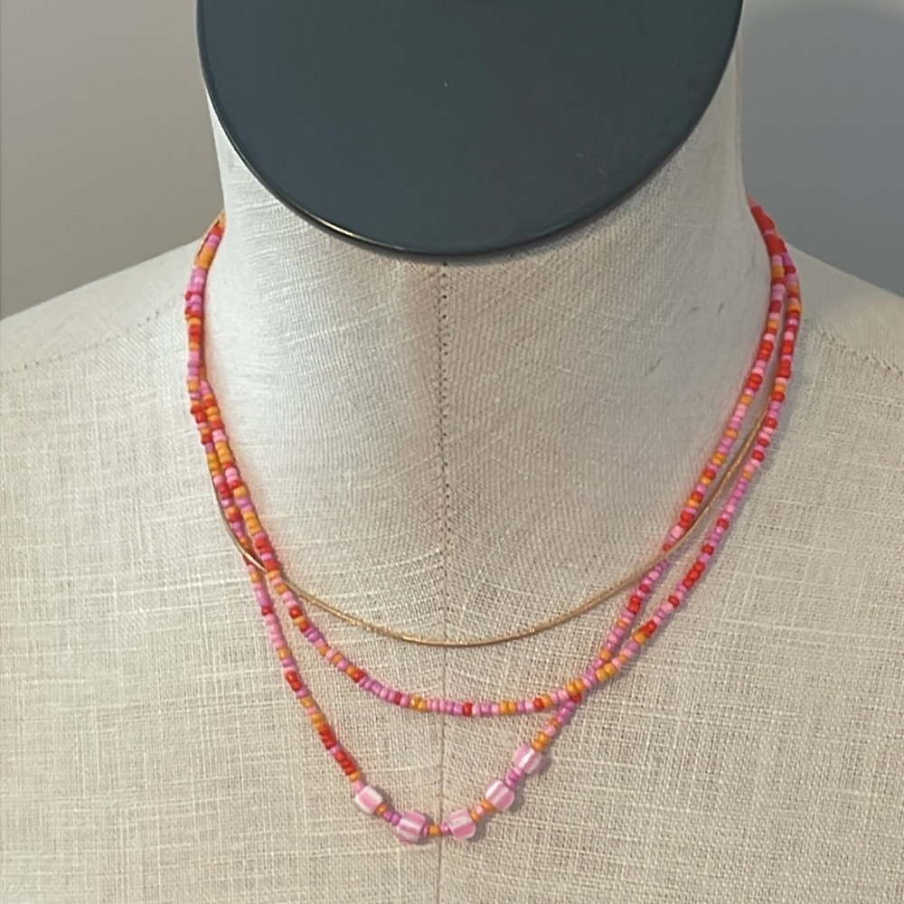 Universal Thread necklace Gold layered Accent Beaded Ajustable Necklace New
